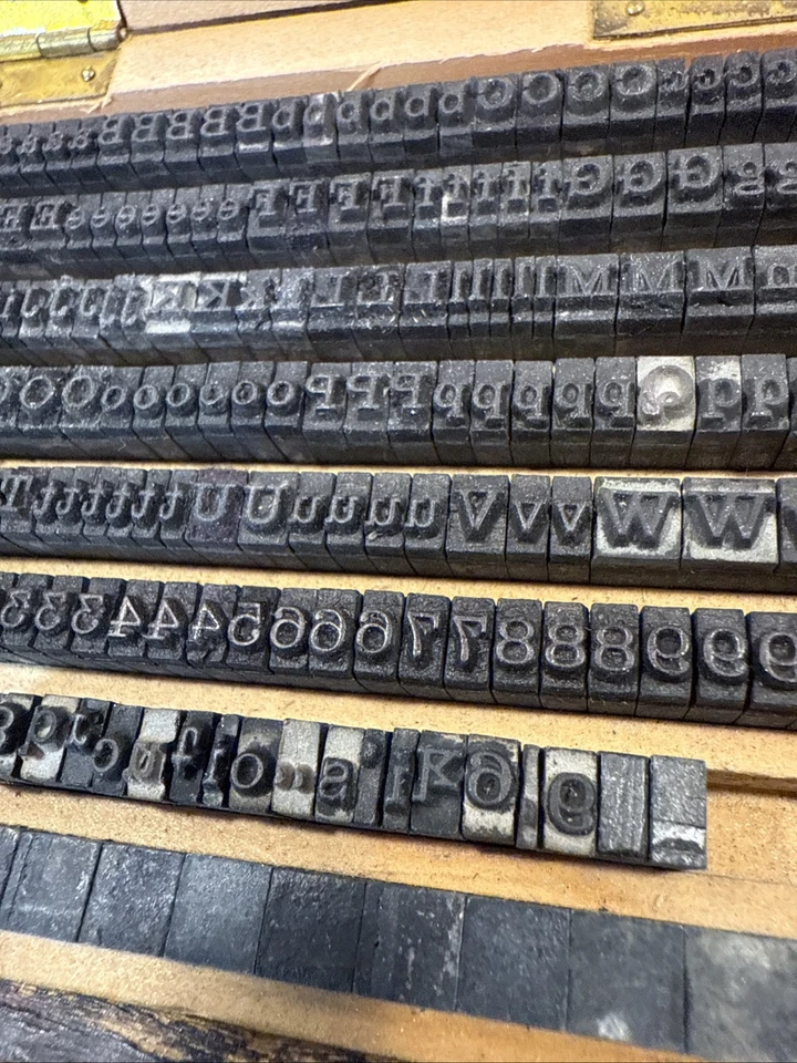 Accurate Printing Blocks Metal Bodied Rubber Type late 1800s Wood Case - Image 4 of 4