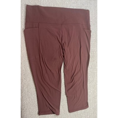 Athleta Salutations Stash Pocket II Capri Women s XL Red Tan Activewear Summer