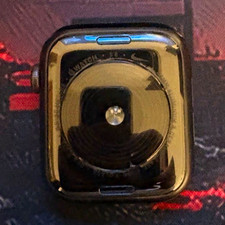 Apple Watch SE Nike 44 mm Gehäuse Gold Smartwatch ohne Armband