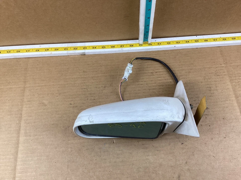 Espejo retrovisor delantero izquierdo del conductor Nissan Máxima 1989-1990 E130187357 OEM Foto 2 de 4