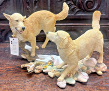 Country Artists Pair Of Retrievers Playing In Brook Figurine - 05121
