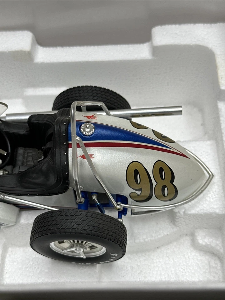GMP масштаб 1:18 Parnelli Jones 1962 Willard Battery Special Dirt Champ No98 - Изображение 3 из 4