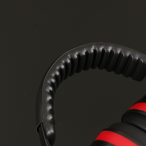 Sound and noise proof earmuff