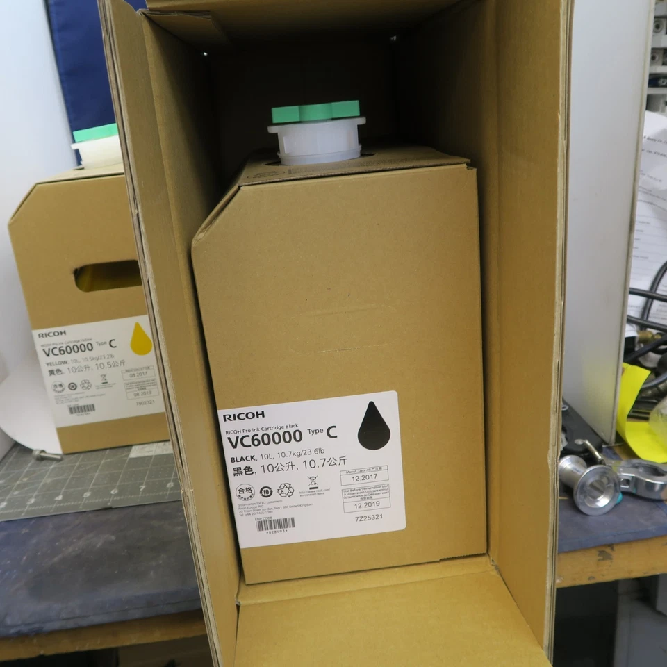 Black Pro Ink Cartridge 10L RICOH VC60000 Type C Fresh Stock December 2019 - Image 3 of 4