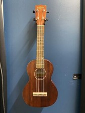 Gretsch G9100 Soprano Standard Ukulele with Gig Bag