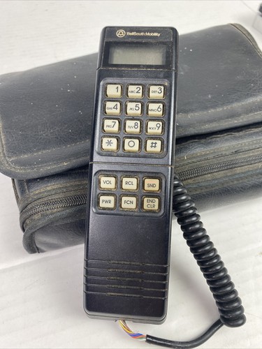 Vintage Motorola Cell Portable Car Phone SCN2497B Case Not Working For Parts - Picture 2 of 9