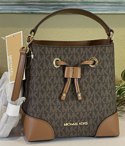 MICHAEL KORS MERCER SMALL XS BUCKET DRAWSTRING CROSSBODY GALLERY BAG BROWN LOGO