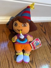 Nick Jr. Dora The Explorer Plush with Happy Birthday cupcake Candle 2006 BNWT