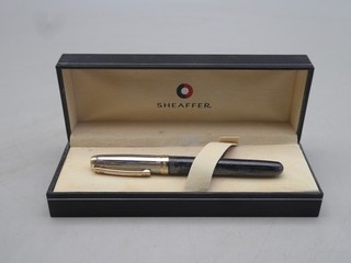 Vintage Boxed Sheaffer Fountain Pen