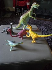 Lot Of 5 Vintage dinosaur Figures 