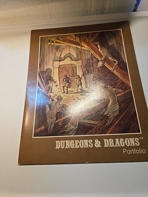 Dungeons & Dragons Portfolio 2 Pocket Folder St Regis TSR 1981 Unusual