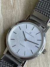 Universal geneve quartz