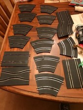 LOT OF TRACK AND BATTERY OPERATED TRANSFORMER FOR 33159 RACE TRACK TURBO RACERS