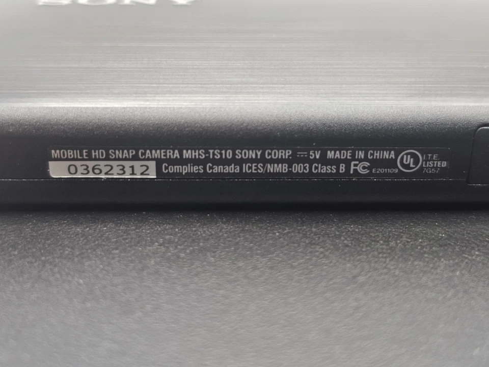 Sony bloggie Touch MHS-TS10 4 GB, 2 horas con estuche bolsa folleto probado Foto 4 de 4