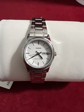 Casio LTP V006D 7B2 Women s Standard Stainless Steel White Dial D