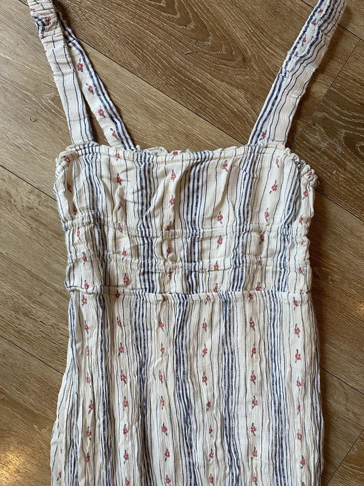 Vestido para mujer Urban Outfitters talla M boho floral capuchado caprichoso romántico maxi Foto 3 de 4