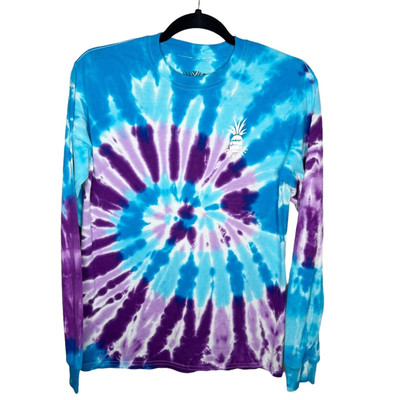 Serengetee small blue purple white tie dye travel more long sleeve tshirt womens