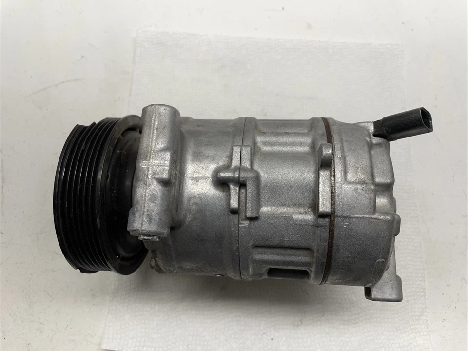 Compresor de aire acondicionado OEM 2013 2014 2015 2016 2017 AUDI A5 QUATTRO 8T0816803G Foto 2 de 4