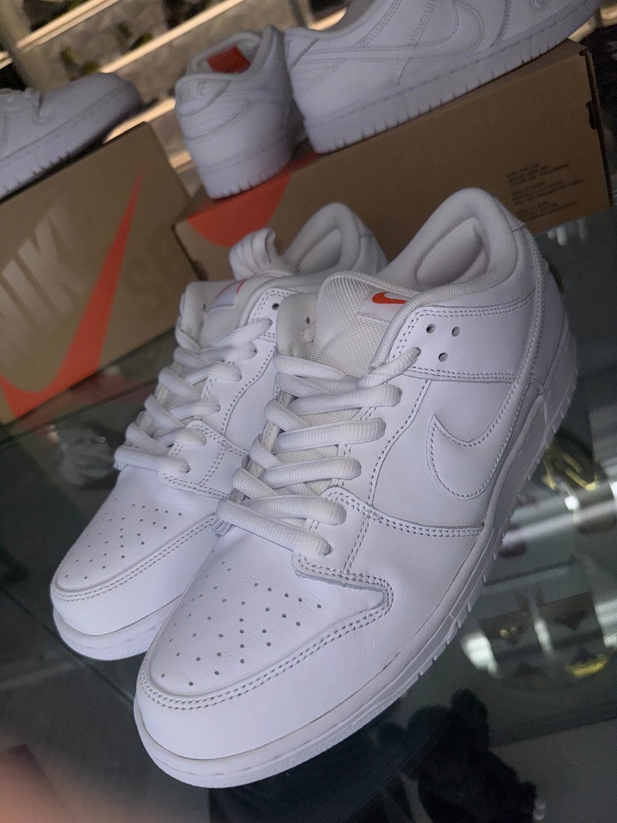 靴 sb dunk low triple White Nike SB Dunk Low Pro Triple White Men's - FJ1674-100 - US