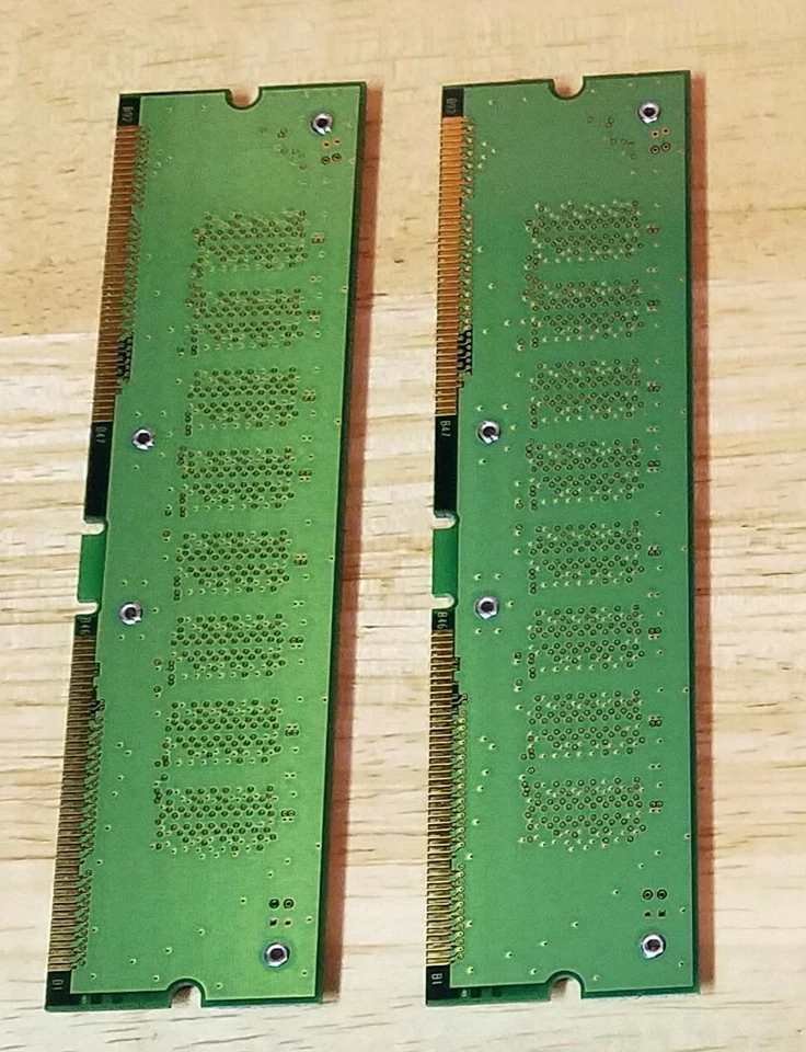 Elpida PC-800 256 MB RIMM 800 MHz RDRAM (Rambus DRAM) Memory (MC-4R256FKE8D-845) - Image 4 of 4