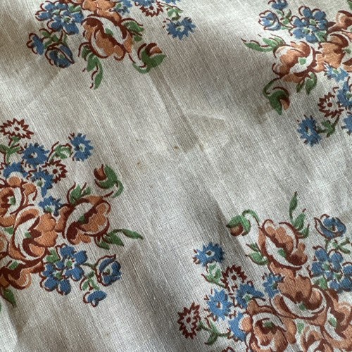 Lot Of Three Vintage Handkerchiefs Floral Flowers Hankies - Picture 3 of 8