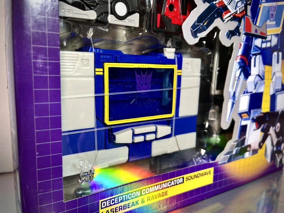2024 Transformers Retro 40th Anniv: Decepticon Soundwave, Laserbeak & Ravage - Image 3 of 4