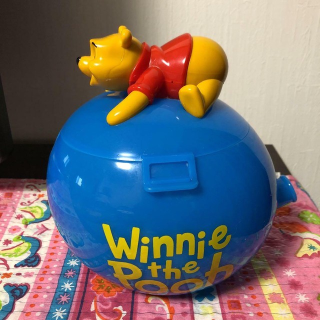 TOKYO DISNEYLAND Winnie the Pooh POPCORN BUCKET USED SNACK CASE Honey