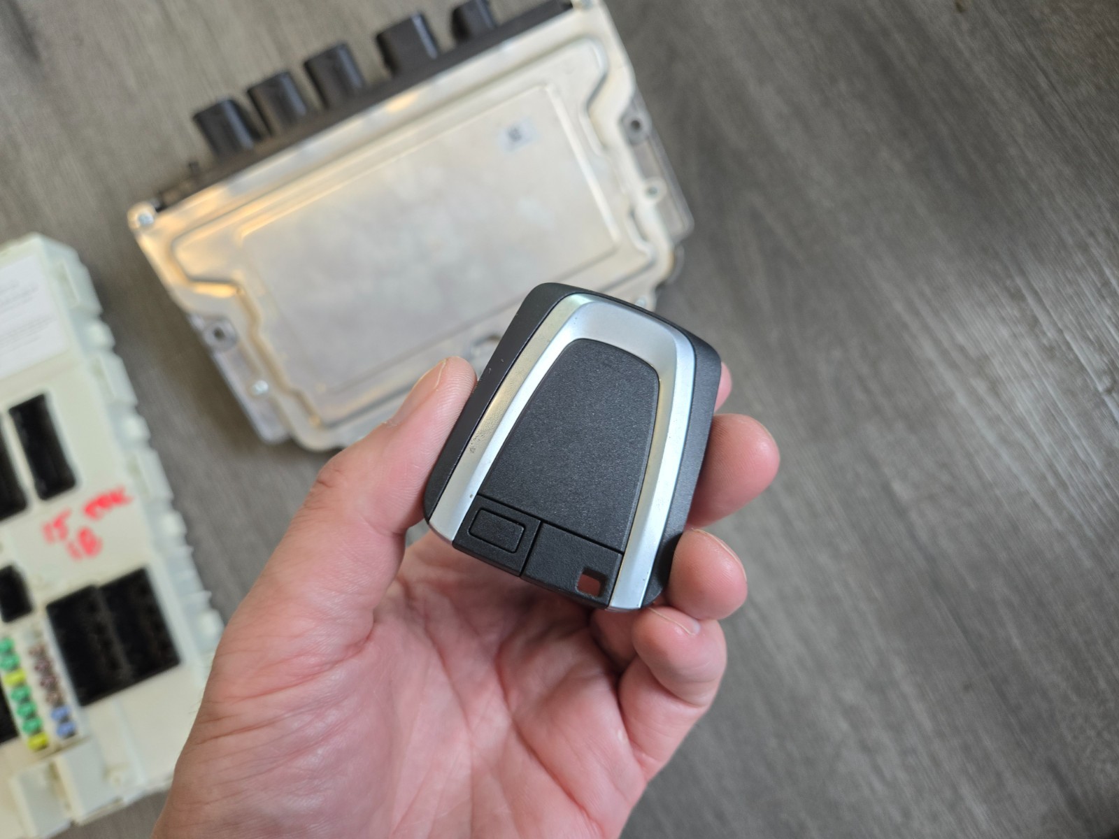 BMW i8 2014-2017 Electronic control unit