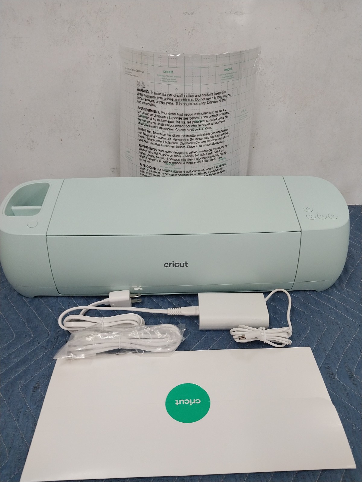 Cricut Explore 3 Die Cutting Machine - 2008337