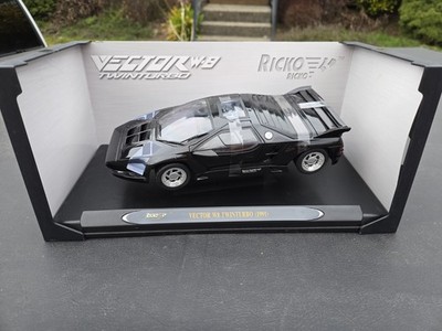 No.55 RICKO製 1/18 Vector W8 Twin Turbo mqdefault.jpg