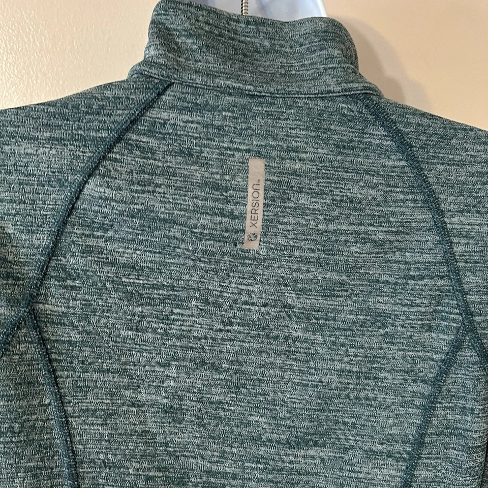 Top Pullover XERSION Calce Ajustado Manga Larga Mujer Pequeño Verde Jaspeado 1/4 Cremallera Foto 4 de 4