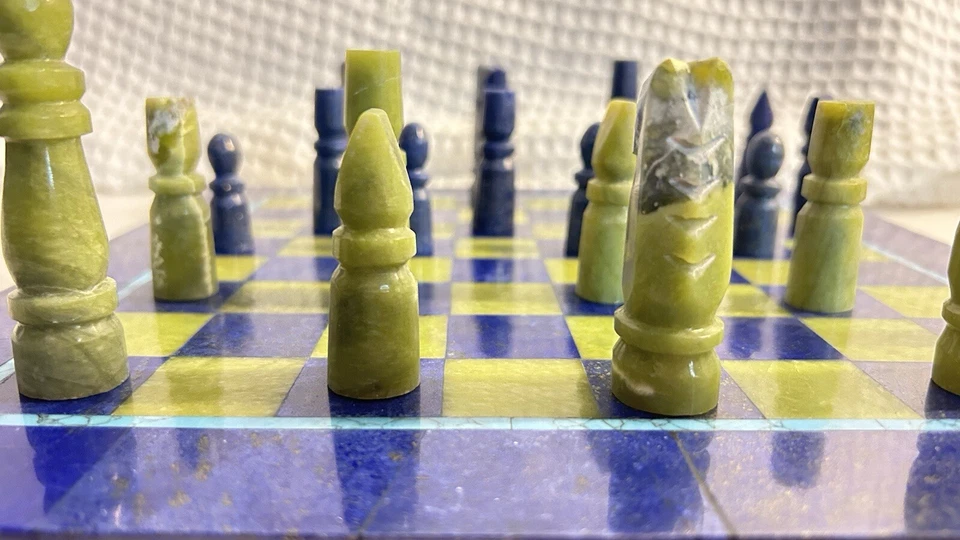 Juego de tablero de ajedrez verde y azul King Stone jade/lapislázuli. 4,5 kg hecho a mano. Foto 3 de 4