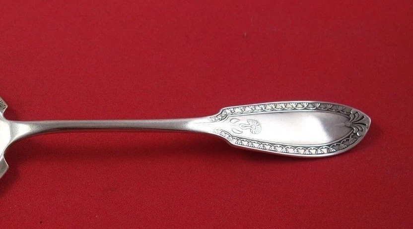 Servidor de pastel de plata esterlina con figura francesa de Meriden Britannia Co como FH 8 3/8" Foto 2 de 2
