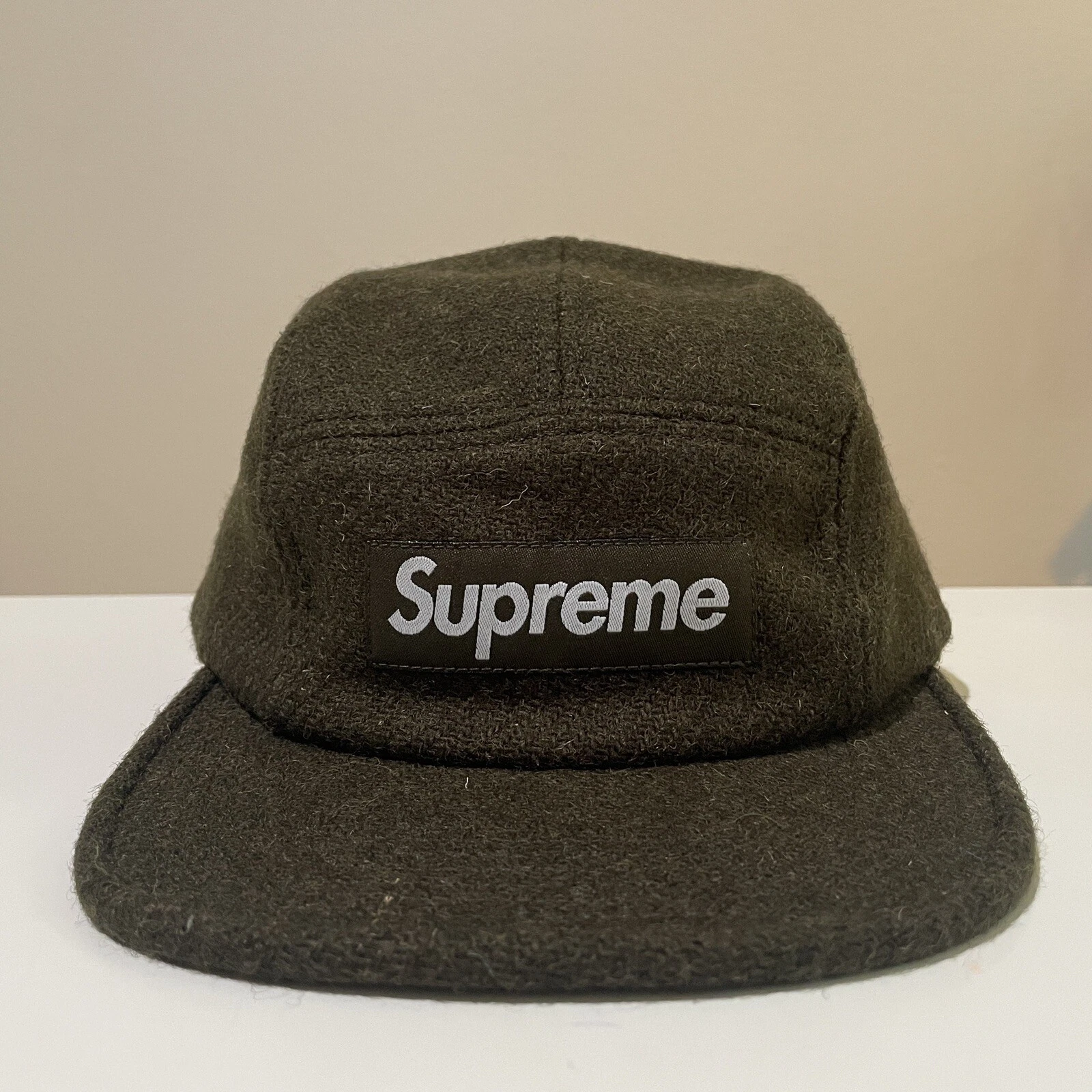 Casquette de camp en laine Supreme poids plume   Olive (FW17)