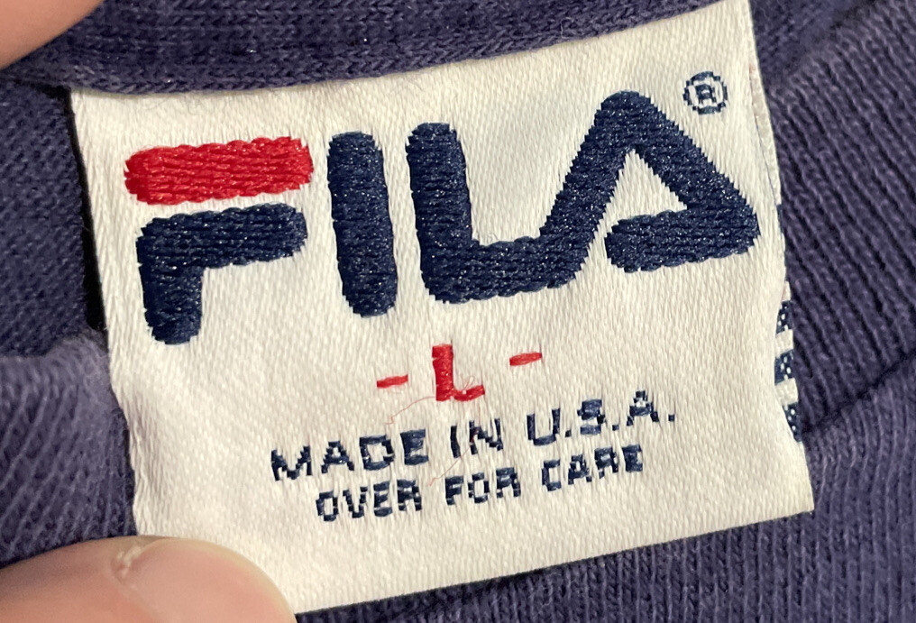 T shirt vintage Fila sbiadita blu navy taglia large made in USA 100% cotone