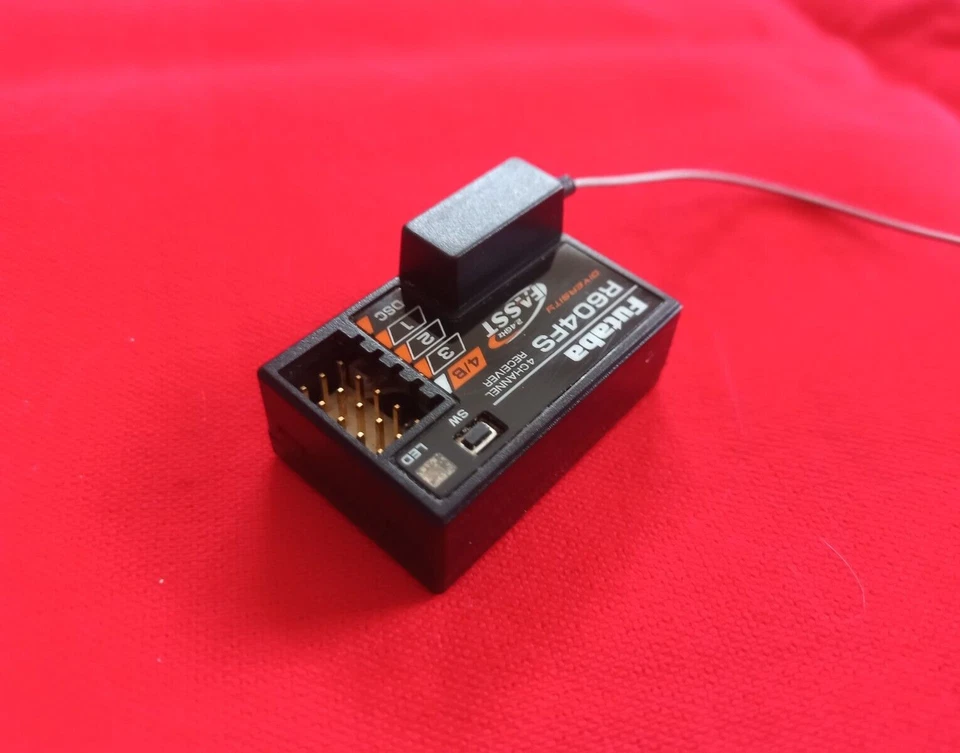 Futaba R604FS 4-Kanal Empfänger 2,4GHz FASST C2 4PK 4PKS 4PX 7PX OS - Bild 4 von 4