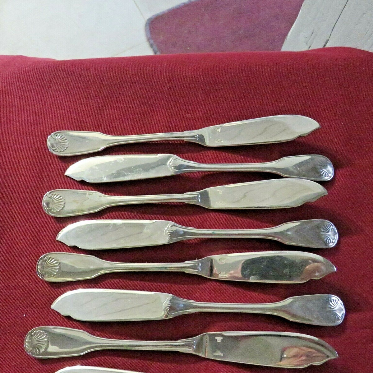 Lot De 12 Couteaux à Poisson Christofle - Modèle Vendôme Coquille - Argenté