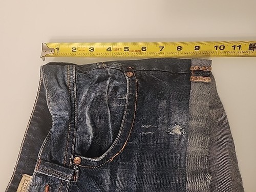 BERSHKA BSK Collection Women US 4 Eur 34 Distressed Cuffed Denim Jean Shorts - Picture 5 of 6