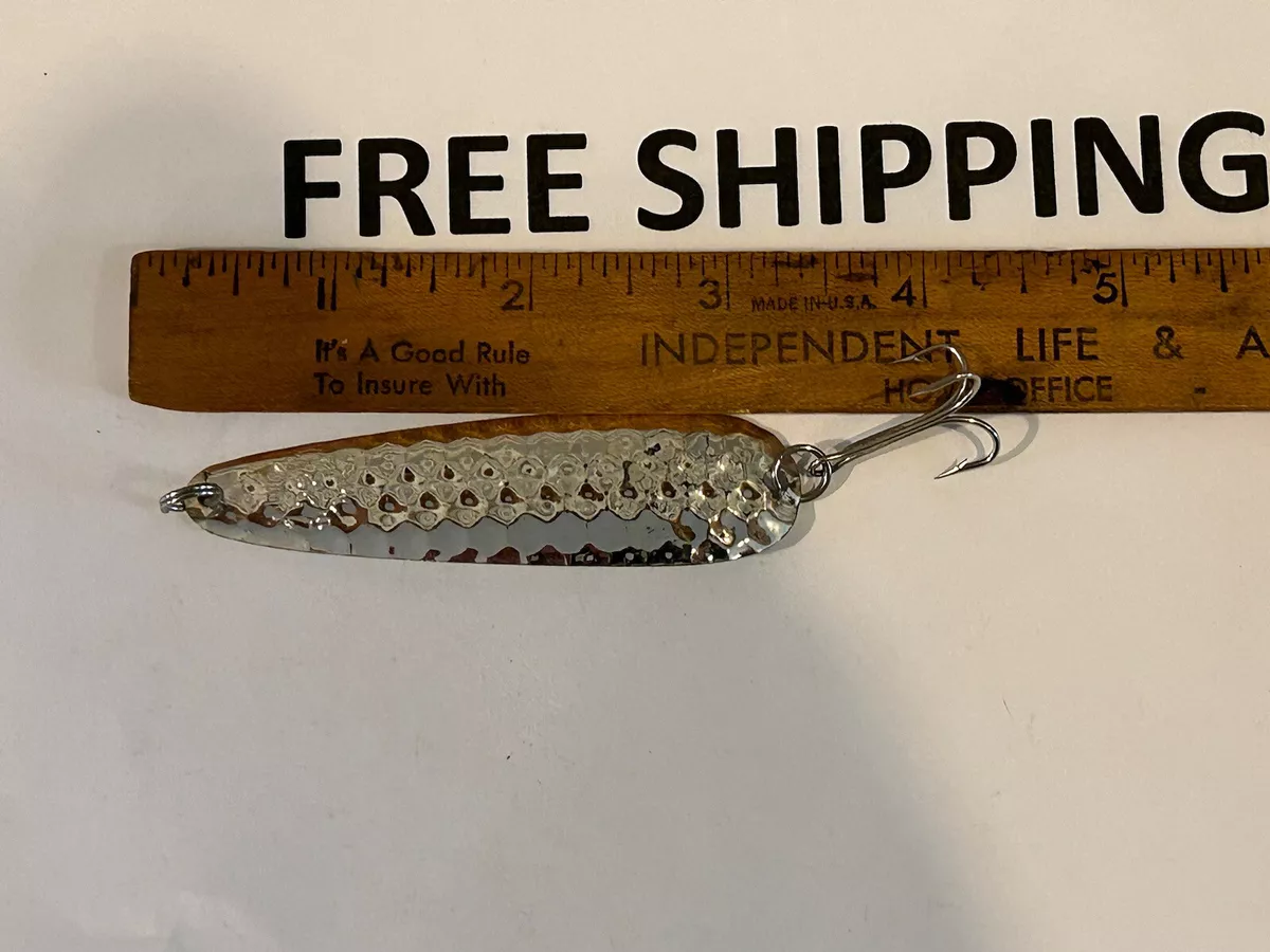QUICK STRIKE 22 FISHING LURE SPOON TACKLE BOX FIND GREAT