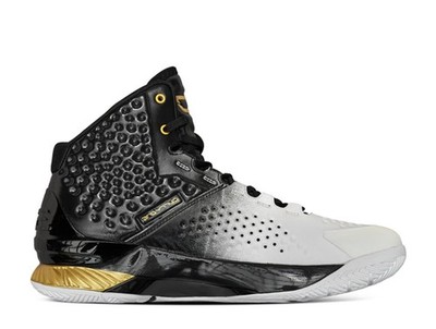 Under Armour Curry 1 Retro MVP 2022 Shoes, Black/White/Gold