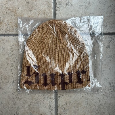 帽子 Supreme Old English Printed Beanie Tan Supreme Old English Printed Beanie (SS25) - $40