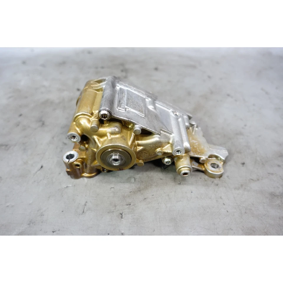 BMW F80 M3 F82 M4 S55 2015-2016 bomba de lubricación de aceite de motor de 6 cilindros OEM Foto 2 de 4