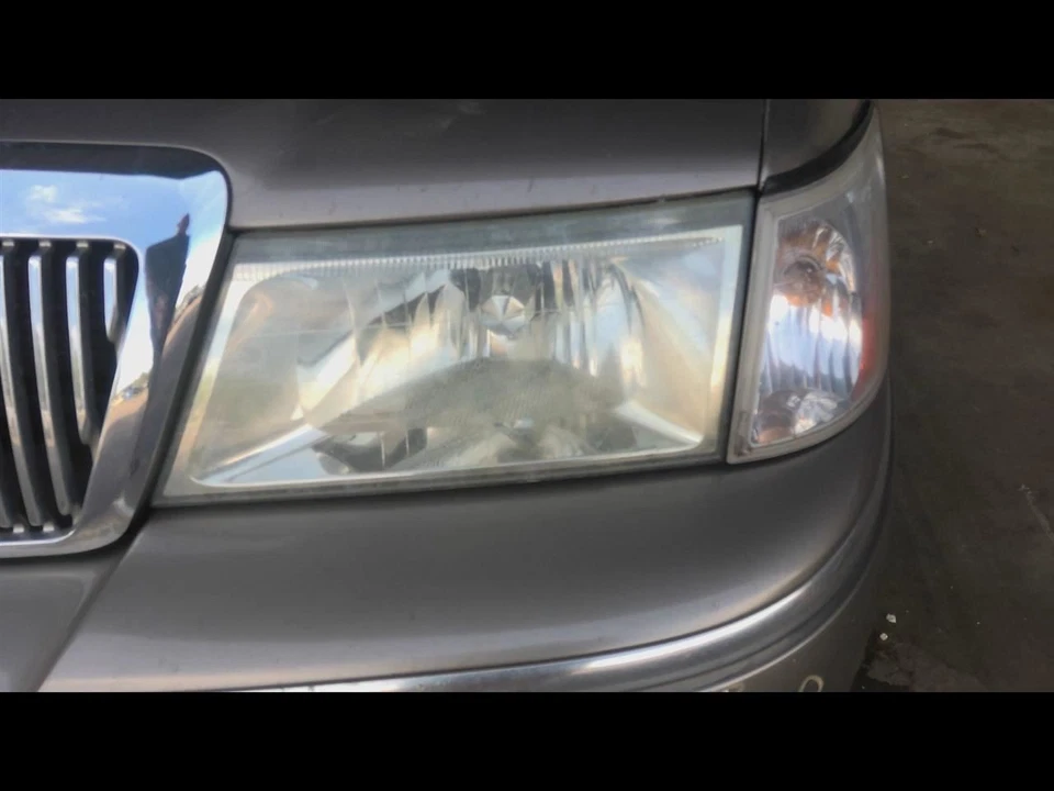 (LOCAL PICKUP ONLY) Rear Bumper Fits 00-11 GRAND MARQUIS 1289983 - Image 4 of 4