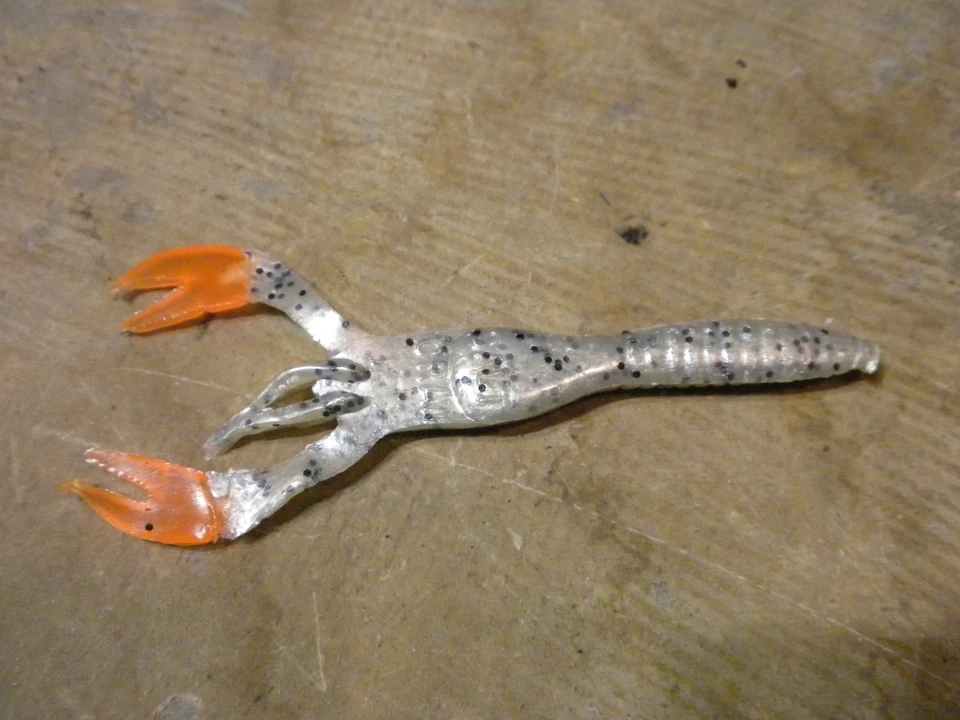 Vintage Loose Opened 15 Gene Larew Salt Craw Black Dot Speckled With Orange Claw - Image 3 of 4