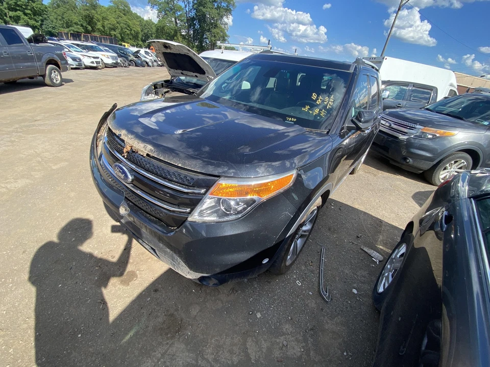 Used Rear Left Door Vent Glass Rear fits: 2013 Ford Explorer privacy tint Rear L - Imagem 2 de 4