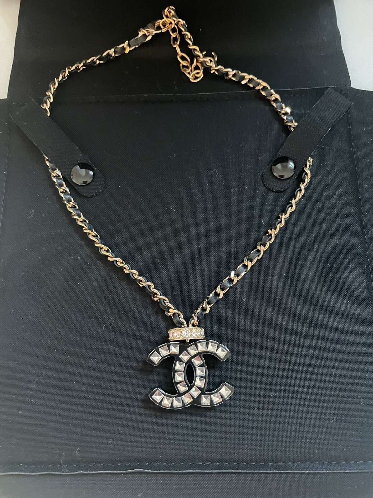 Authentic CHANEL 23 CC Gold Black And Crystal Necklace. Rare Sold Out image 2