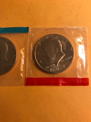1971 P+D KENNEDY HALF UNCIRCULATED STILL IN MINT CELLO L@@K
