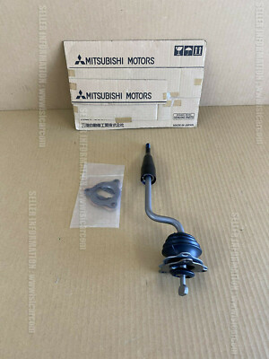 MITSUBISHI PAJERO IO ZR GDI H77W LEVER ASSY,T/F GEARSHIFT MR377973 