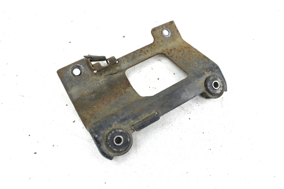 76-78 HONDA CB750A SOPORTE MONTAJE ASIENTO DELANTERO MONTAJE Foto 3 de 4