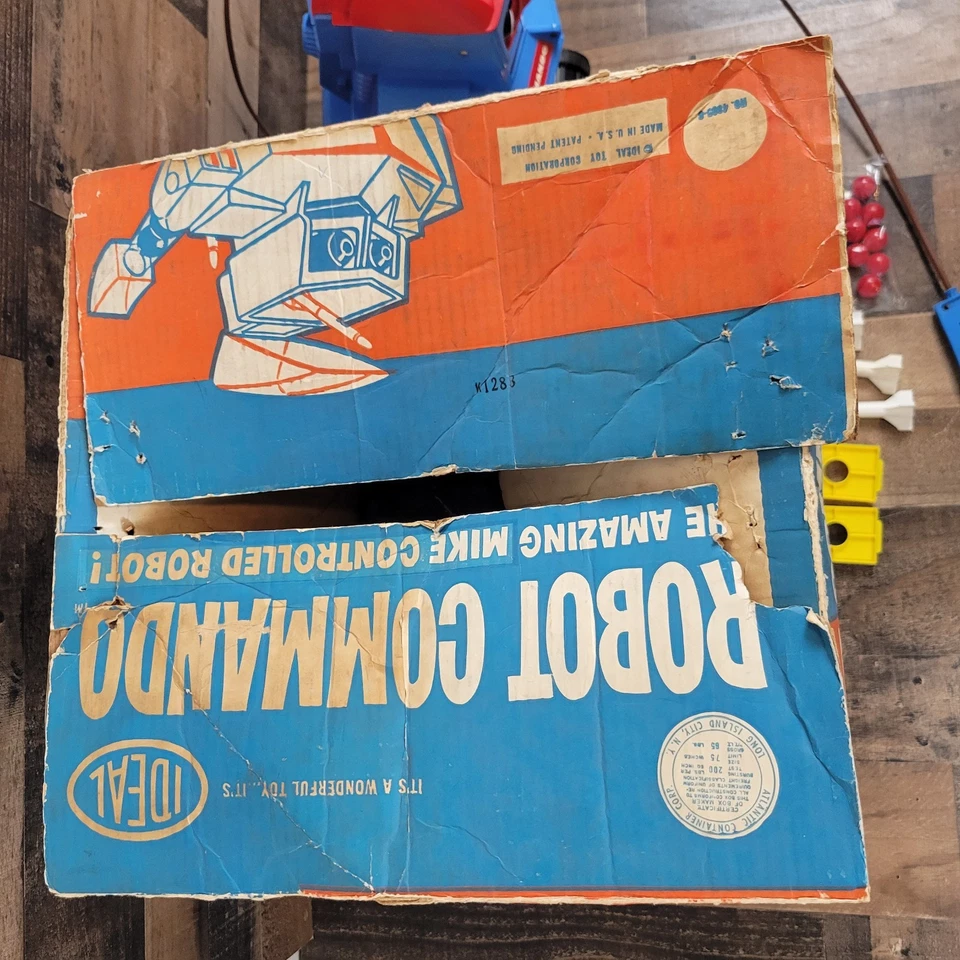 Robot Commando Vintage 1961 Ideal Toy w/ Box Missiles Balls Remote Not Working - Image 4 of 4